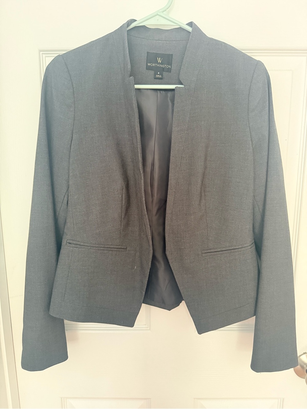 Worthington Black Open-Front Cropped Blazer - Picture 2 of 4